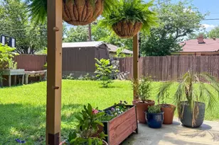 5131 Menefee Dr, Dallas, TX 75227 - Photo 24