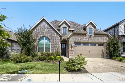 2005 Saints Row, Wylie, TX 75098 - Photo 2