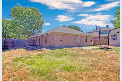 6702 Canyon Creek Drive, Arlington, TX 76001 - Photo 14