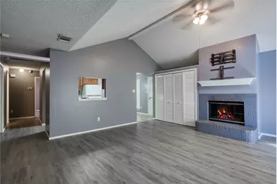 6702 Canyon Creek Drive, Arlington, TX 76001 - Photo 4