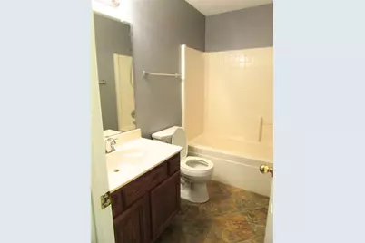 6702 Canyon Creek Drive, Arlington, TX 76001 - Photo 6