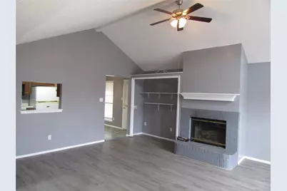 6702 Canyon Creek Drive, Arlington, TX 76001 - Photo 2