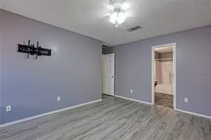 6702 Canyon Creek Dr, Arlington, TX 76001 - Photo 8