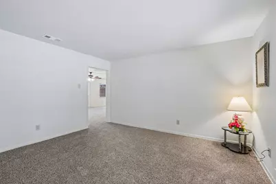 4106 Justice Lane, Garland, TX 75042 - Photo 8