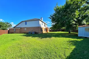 3944 Silver Springs Dr, Fort Worth, TX 76123 - Photo 10