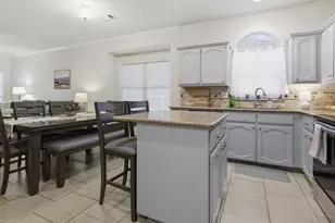 5913 Ozark Dr, Fort Worth, TX 76131 - Photo 4