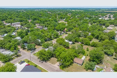 979 W Pecan Street, Stephenville, TX 76401 - Photo 28