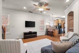 121 Corinna Ct, Hurst, TX 76053 - Photo 10