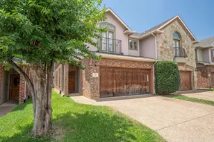121 Corinna Ct, Hurst, TX 76053 - Photo 4