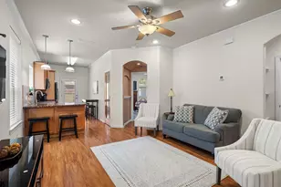 121 Corinna Ct, Hurst, TX 76053 - Photo 12