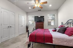 121 Corinna Ct, Hurst, TX 76053 - Photo 20