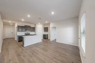 764 Primrose Ln, Pilot Point, TX 76258 - Photo 10