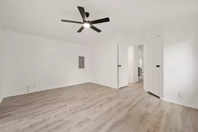 52 Thousand Oaks Mhp, Mansfield, TX 76063 - Photo 10