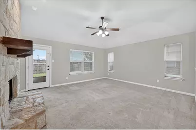 8204 Tierra Del Sol Road, Arlington, TX 76002 - Photo 2