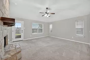 8204 Tierra Del Sol Rd, Arlington, TX 76002 - Photo 2