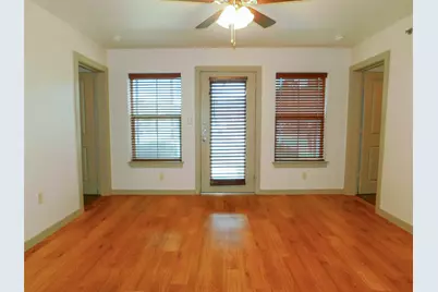 1512 N Elm Street #101, Denton, TX 76201 - Photo 8