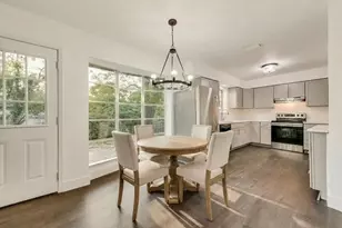 1614 Brent Ct, Grand Prairie, TX 75051 - Photo 6
