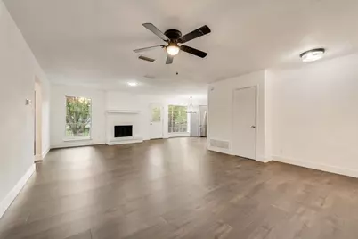 1614 Brent Court, Grand Prairie, TX 75051 - Photo 12