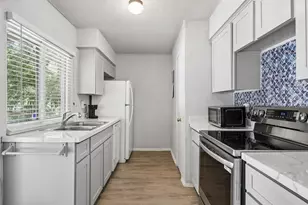 3101 Forestdale Ln, Balch Springs, TX 75180 - Photo 8
