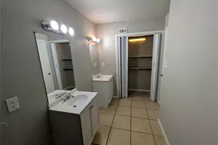 9575 Gonzales Dr, Dallas, TX 75227 - Photo 12