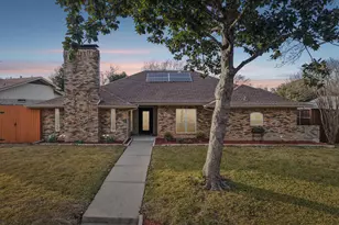 1905 Country Club Dr, Plano, TX 75074 - Photo 1