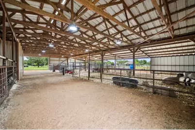 8085 Jackson Road, Krum, TX 76249 - Photo 28
