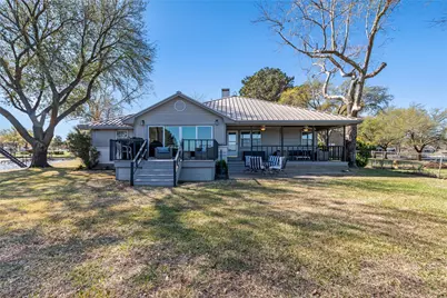 104 Sunset Cove, Trinidad, TX 75163 - Photo 1