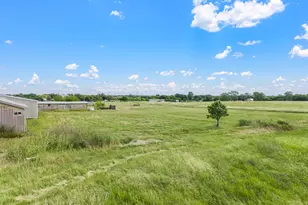 17711 James C. Jack Dr, Justin, TX 76247 - Photo 32