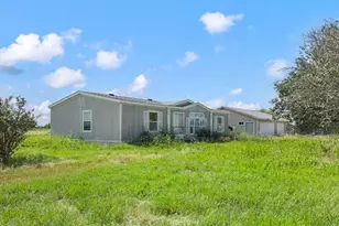 17711 James C. Jack Dr, Justin, TX 76247 - Photo 10