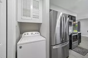 434 Stonehenge Dr, Arlington, TX 76014 - Photo 12