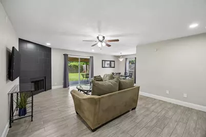 434 Stonehenge Drive, Arlington, TX 76014 - Photo 24