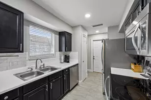 434 Stonehenge Dr, Arlington, TX 76014 - Photo 10