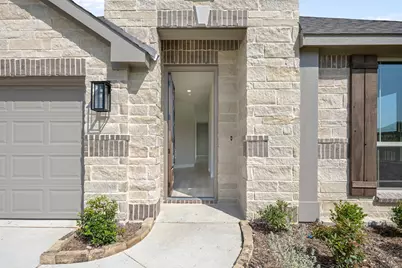 121 Creekstone Drive, Balch Springs, TX 75181 - Photo 2