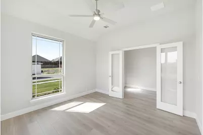 121 Creekstone Drive, Balch Springs, TX 75181 - Photo 6