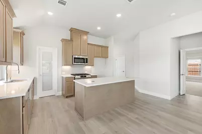 121 Creekstone Drive, Balch Springs, TX 75181 - Photo 12