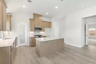 121 Creekstone Dr, Balch Springs, TX 75181 - Photo 12