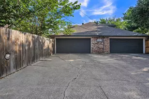 3046 Westforest Dr, Dallas, TX 75229 - Photo 32