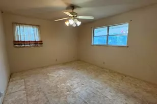 4520 Starlight Dr, Haltom City, TX 76117 - Photo 18