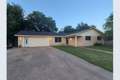 243 Weldon Drive, Woodway, TX 76712 - Photo 2