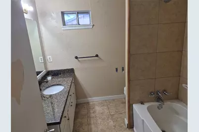 243 Weldon Drive, Woodway, TX 76712 - Photo 10
