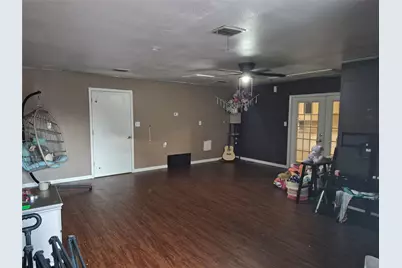 243 Weldon Drive, Woodway, TX 76712 - Photo 16