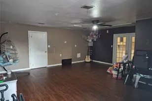 243 Weldon Dr, Woodway, TX 76712 - Photo 16