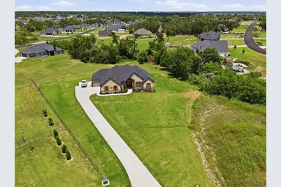 915 Taylor Branch, Springtown, TX 76082 - Photo 26