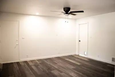 3825 W Spurgeon Street, Fort Worth, TX 76133 - Photo 22