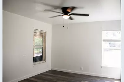 3825 W Spurgeon Street, Fort Worth, TX 76133 - Photo 32