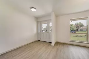 2113 Poppy Ln, Richardson, TX 75081 - Photo 4
