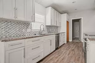 5907 Old Barn Dr, Arlington, TX 76016 - Photo 8