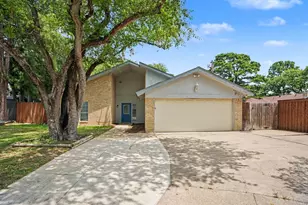 5907 Old Barn Dr, Arlington, TX 76016 - Photo 1