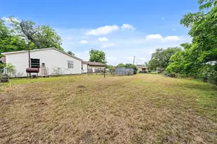 301 N Commerce St, Mart, TX 76664 - Photo 14