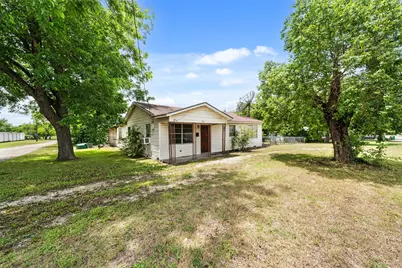 301 N Commerce Street, Mart, TX 76664 - Photo 2